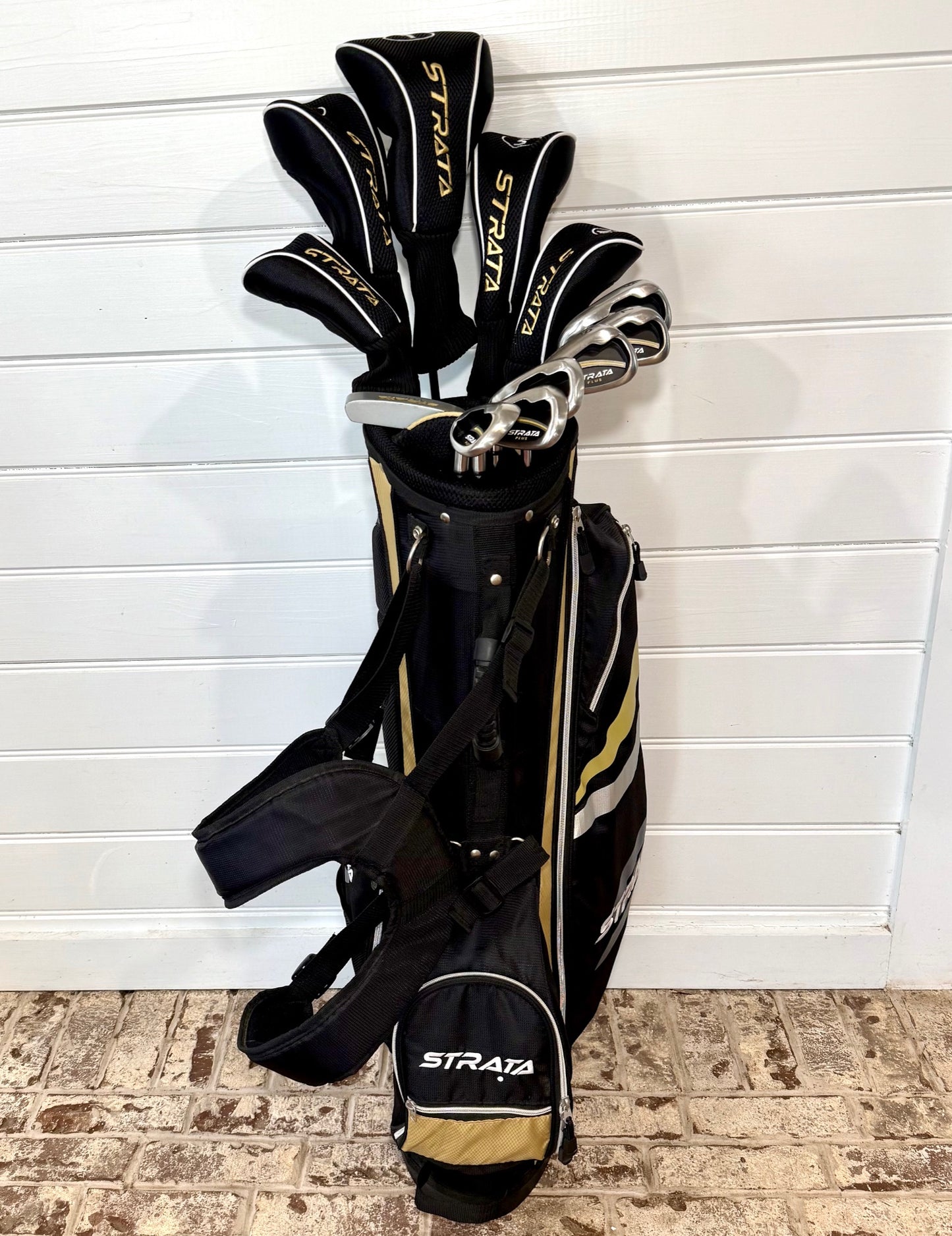 LEFTY Callaway Strata Plus18 Piece Set of Golf Clubs W/Bag
