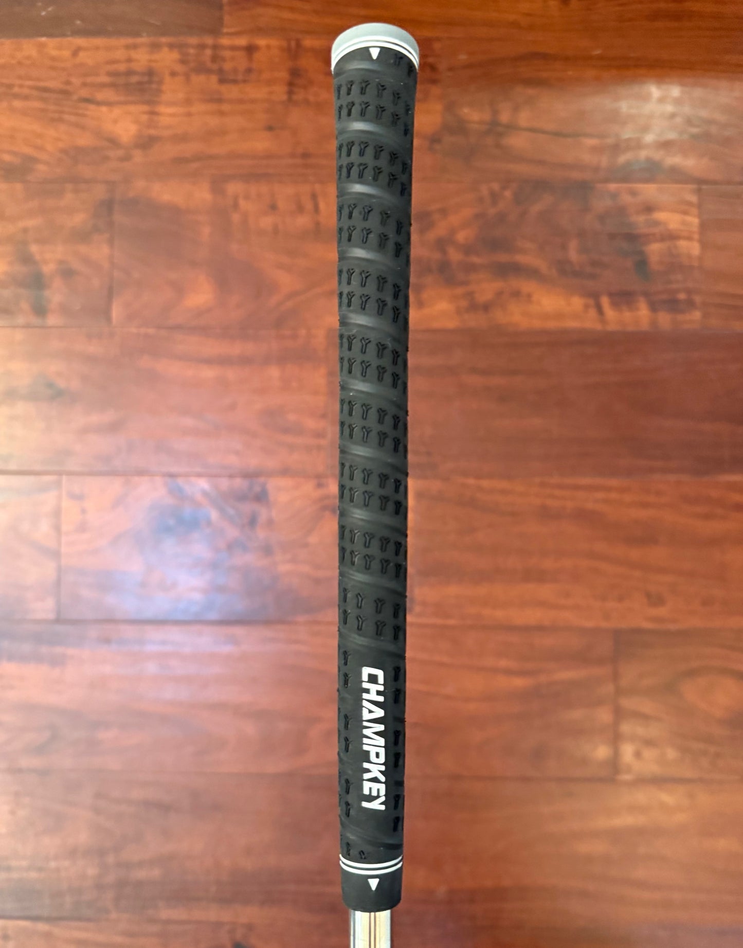 Titleist/Bombtech/TaylorMade Set of Golf Clubs W/Bag NEW GRIPS