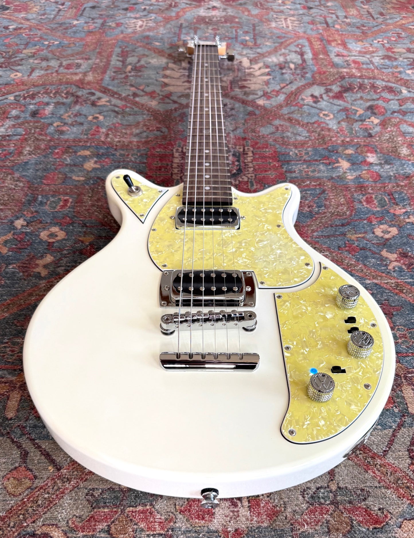 Volkswagen VW Limited GarageMaster Electric Guitar W/Bag & Strap.