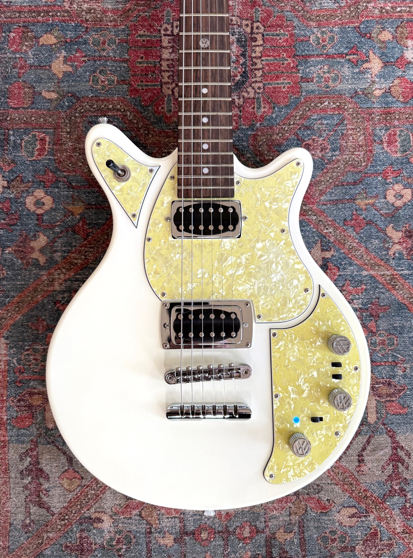 Volkswagen VW Limited GarageMaster Electric Guitar W/Bag & Strap.