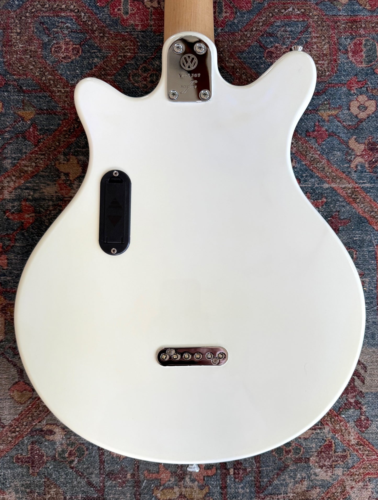 Volkswagen VW Limited GarageMaster Electric Guitar W/Bag & Strap.